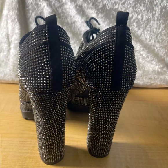 Black Studded Women's Platform Shoes - Picture 3 of 8